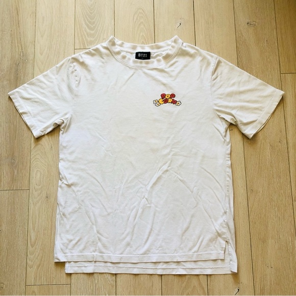 BT21 RJ Jin Official Merch Pop Corn T Shirt Size M BTS - Picture 2 of 9